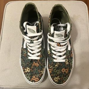 Green floral high top vans size 9